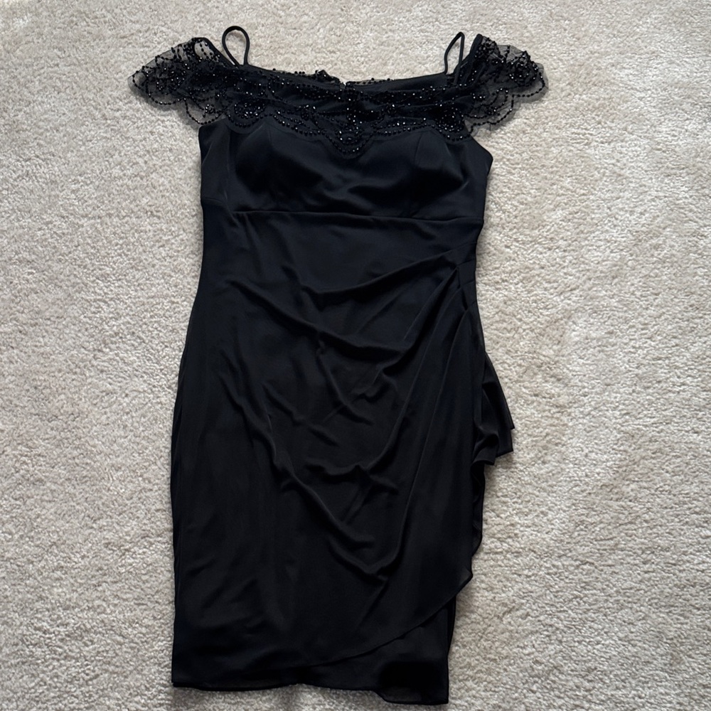 Chic Black Lace Off-Shoulder Mini Dress